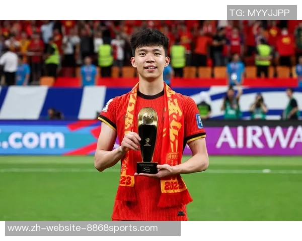 国足集训名单公布王钰栋刘诚宇入选塞鸟奥斯卡未能入围